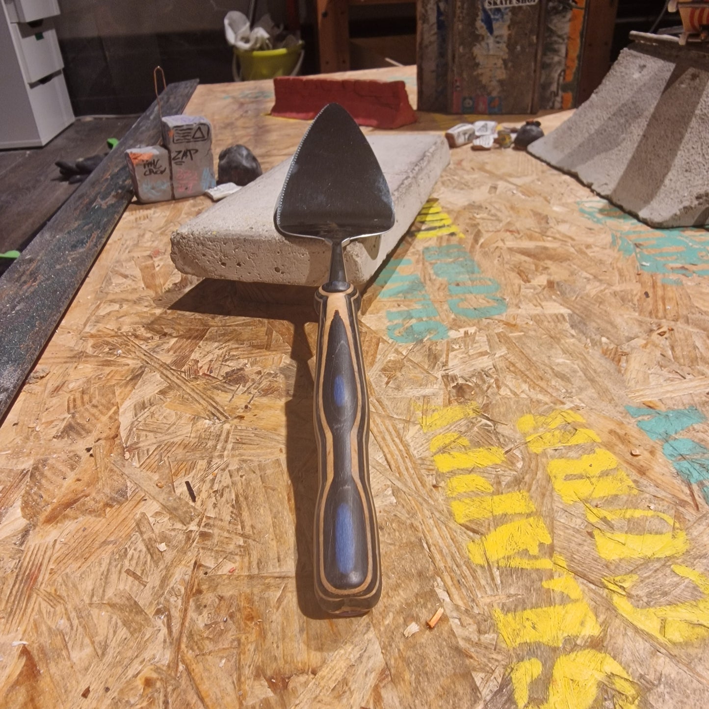 Tårtspade Av Återvunna Skateboards