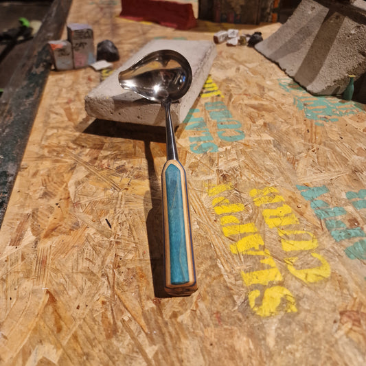 Såsslev Av Återvunna Skateboards