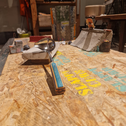 Såsslev Av Återvunna Skateboards